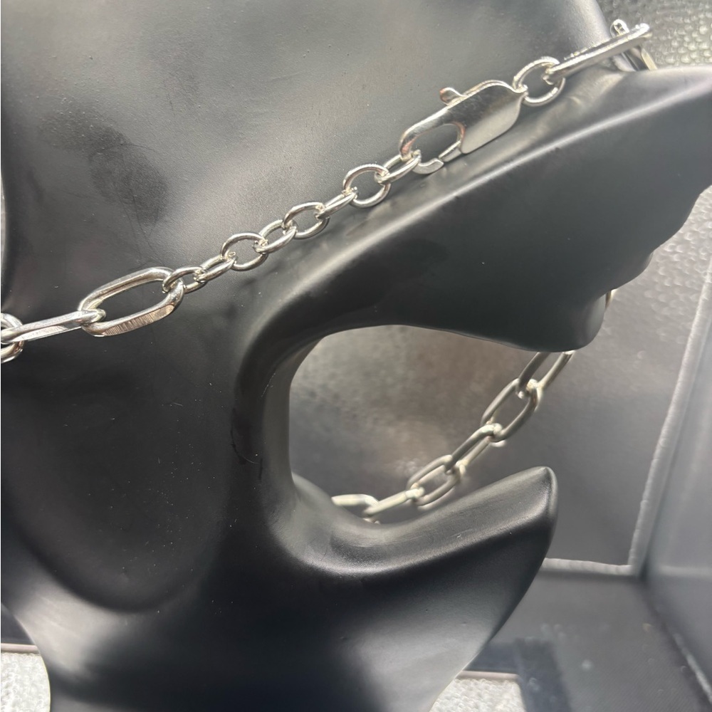 Elegant Silver Chain Necklace - Picture 3 of 3